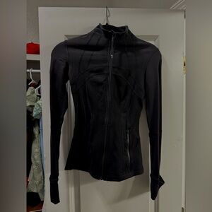 Lululemon Black define jacket size 2 perfect condition